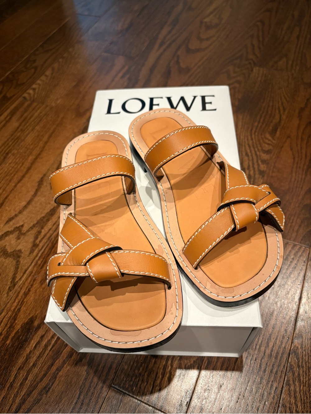 Loewe Leather Slide Sandals – Tan / Cognac – Size 36